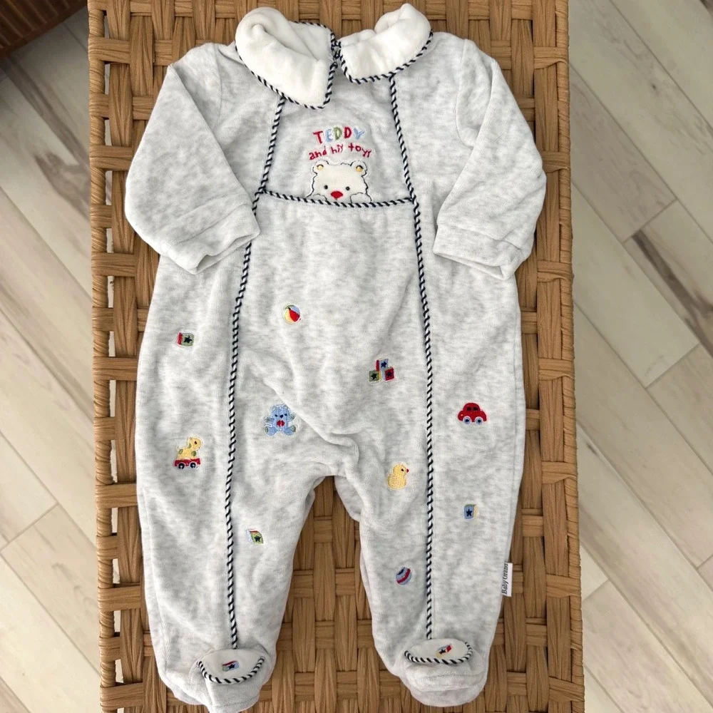 Vintage Baby Gray Velour Teddy Bear Embroidered Footed Sleeper 0-3M Peter Collar